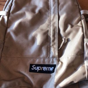 SUPREME ran backpack